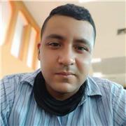 Profesor de informatica para estudiantes de primaria o secundaria